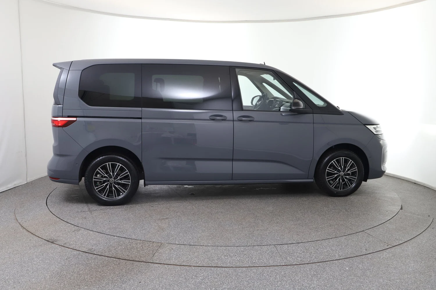 Bild eines VW Multivan Business TDI