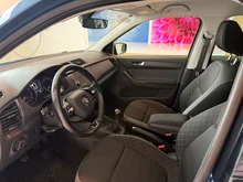 Thumbnail-Foto von Fahrzeug