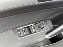 VW Touran Comfortline TDI DSG in Delfingrau Metallic