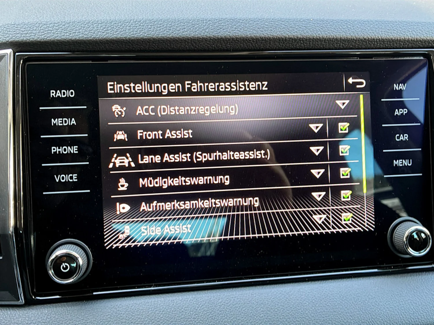 Bild eines Škoda Karoq 4x4 Selection TDI DSG