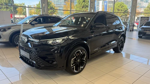 VW Tiguan Sport TDI 4MOTION DSG
