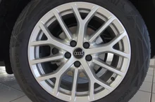 Thumbnail-Foto von Fahrzeug