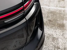 Porsche Macan Turbo in tiefschwarzmetallic