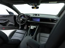 Porsche Macan Turbo in tiefschwarzmetallic