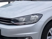 VW Touran TDI SCR in silber - metallic