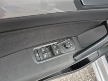 VW Touran TDI SCR in silber - metallic