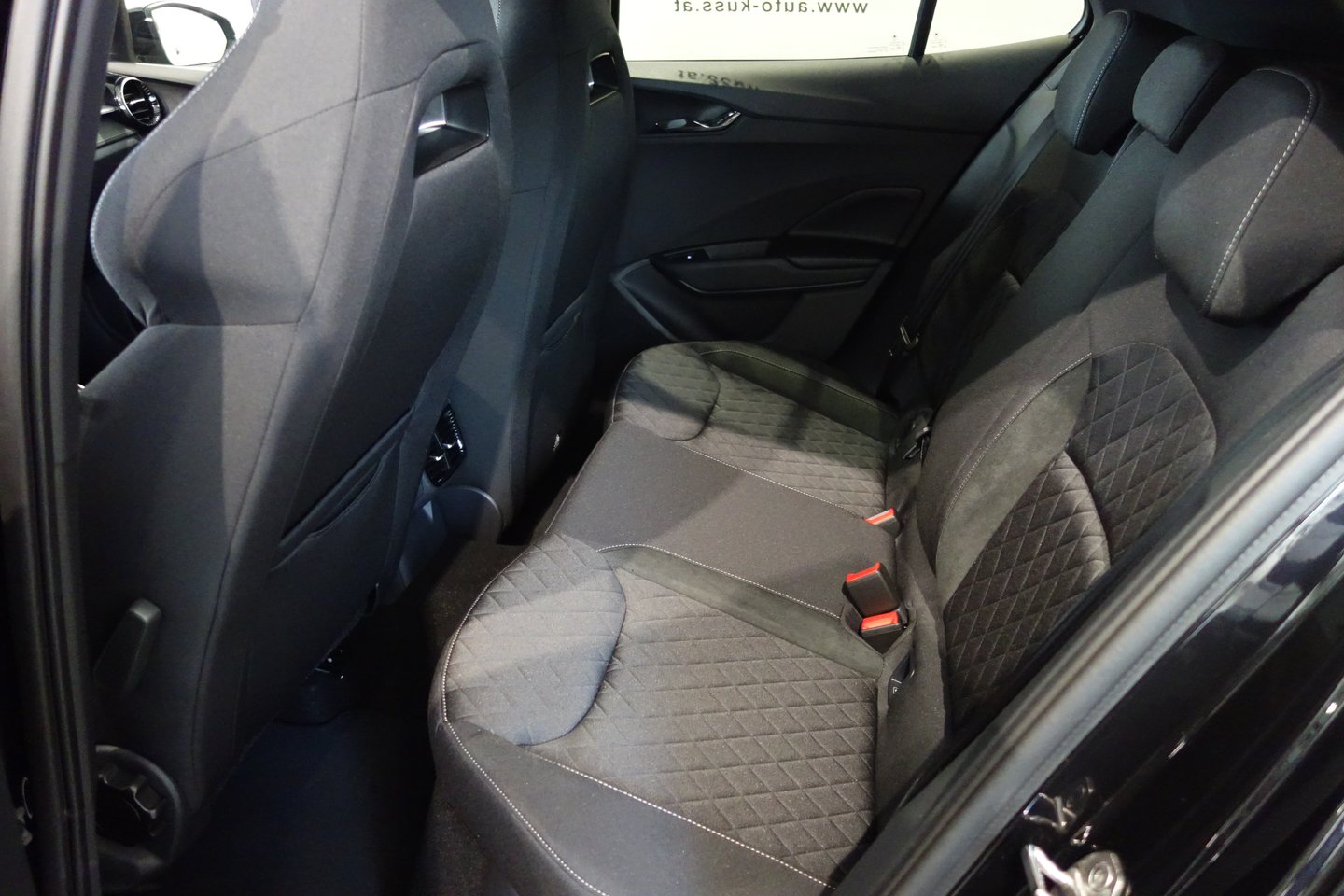 Fahrzeug Vorschaubild