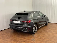 Audi A3 Sportback 35 TFSI S line in Mythosschwarz Metallic