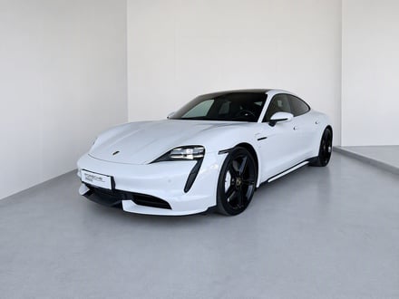 Porsche Taycan Turbo