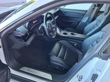 Porsche Taycan Turbo in carraraweißmetallic