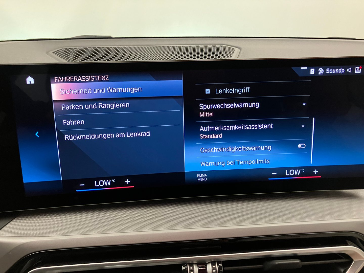 BMW 316d 48 V Touring Aut. | Bild 20 von 31