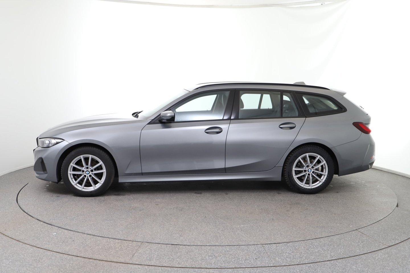 BMW 316d 48 V Touring Aut. | Bild 2 von 31