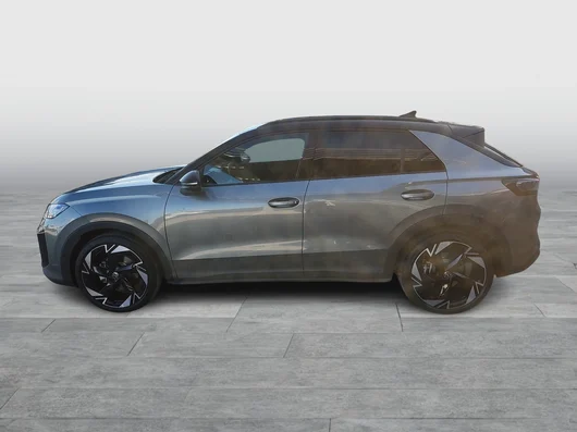 Bild eines T-Roc R-Line eTSI DSG