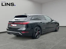 Audi S6 Avant e-tron in Mythosschwarz Metallic