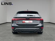Audi S6 Avant e-tron in Mythosschwarz Metallic
