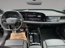 Audi S6 Avant e-tron in Mythosschwarz Metallic