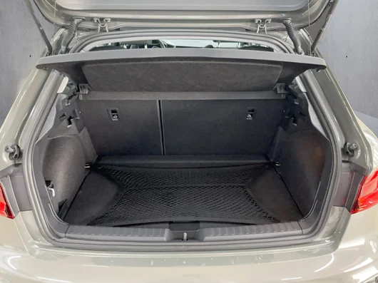 Bild eines Audi A1 allstreet 30 TFSI