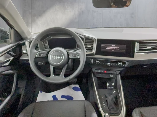 Bild eines Audi A1 allstreet 30 TFSI