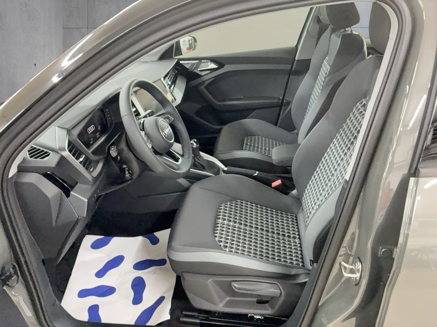 Bild eines Audi A1 allstreet 30 TFSI