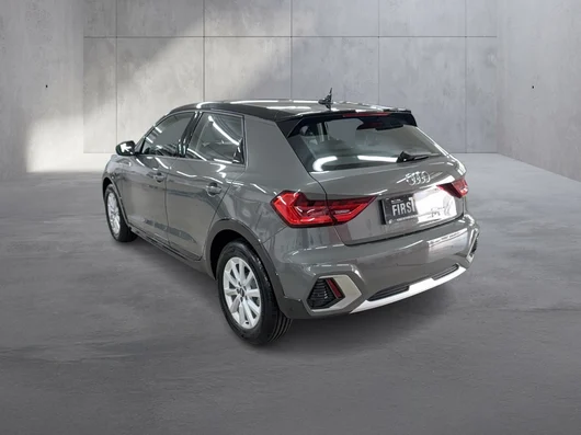 Bild eines Audi A1 allstreet 30 TFSI