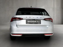 Škoda Octavia Combi Selection TSI mHEV DSG in Brillant-Silber Metallic