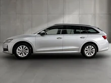 Škoda Octavia Combi Selection TSI mHEV DSG in Brillant-Silber Metallic
