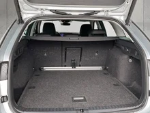 Škoda Octavia Combi Selection TSI mHEV DSG in Brillant-Silber Metallic