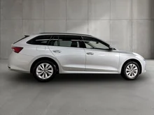 Škoda Octavia Combi Selection TSI mHEV DSG in Brillant-Silber Metallic