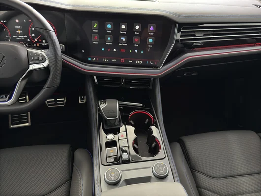 Bild eines VW Touareg R eHybrid TSI 4M. Final Edition
