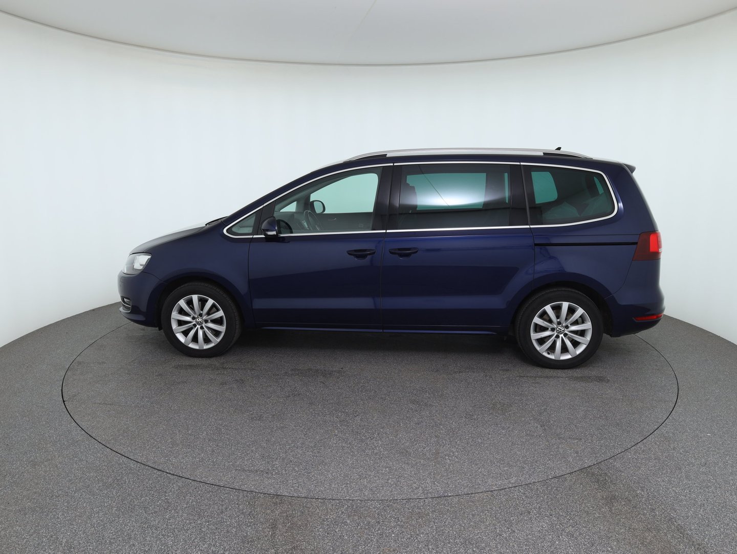 VW Sharan Business+ TDI SCR 5-Sitzer | Bild 8 von 36