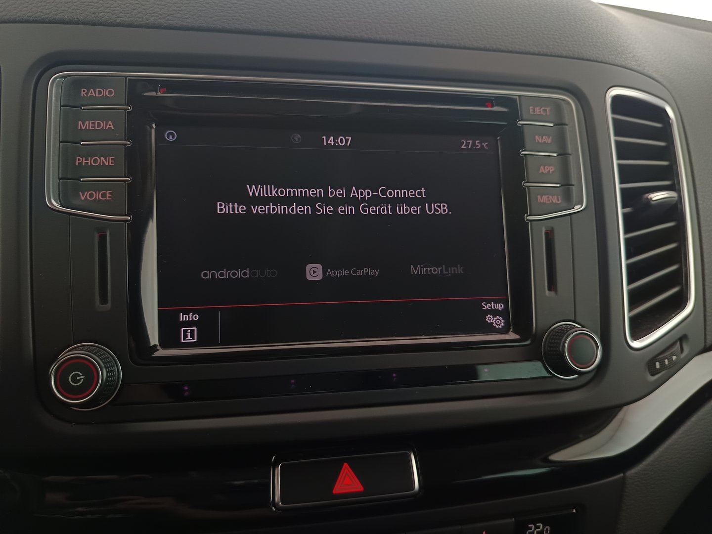 VW Sharan Business+ TDI SCR 5-Sitzer | Bild 22 von 36
