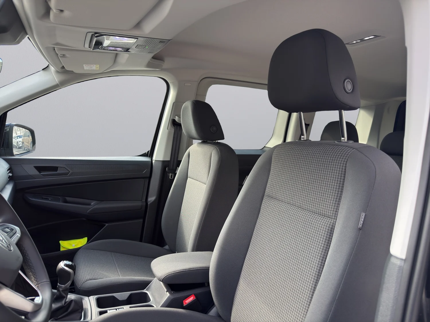 Bild eines VW Caddy Family TSI