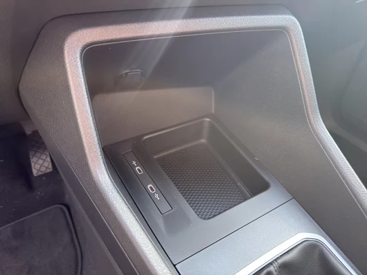 Bild eines VW Caddy Family TSI
