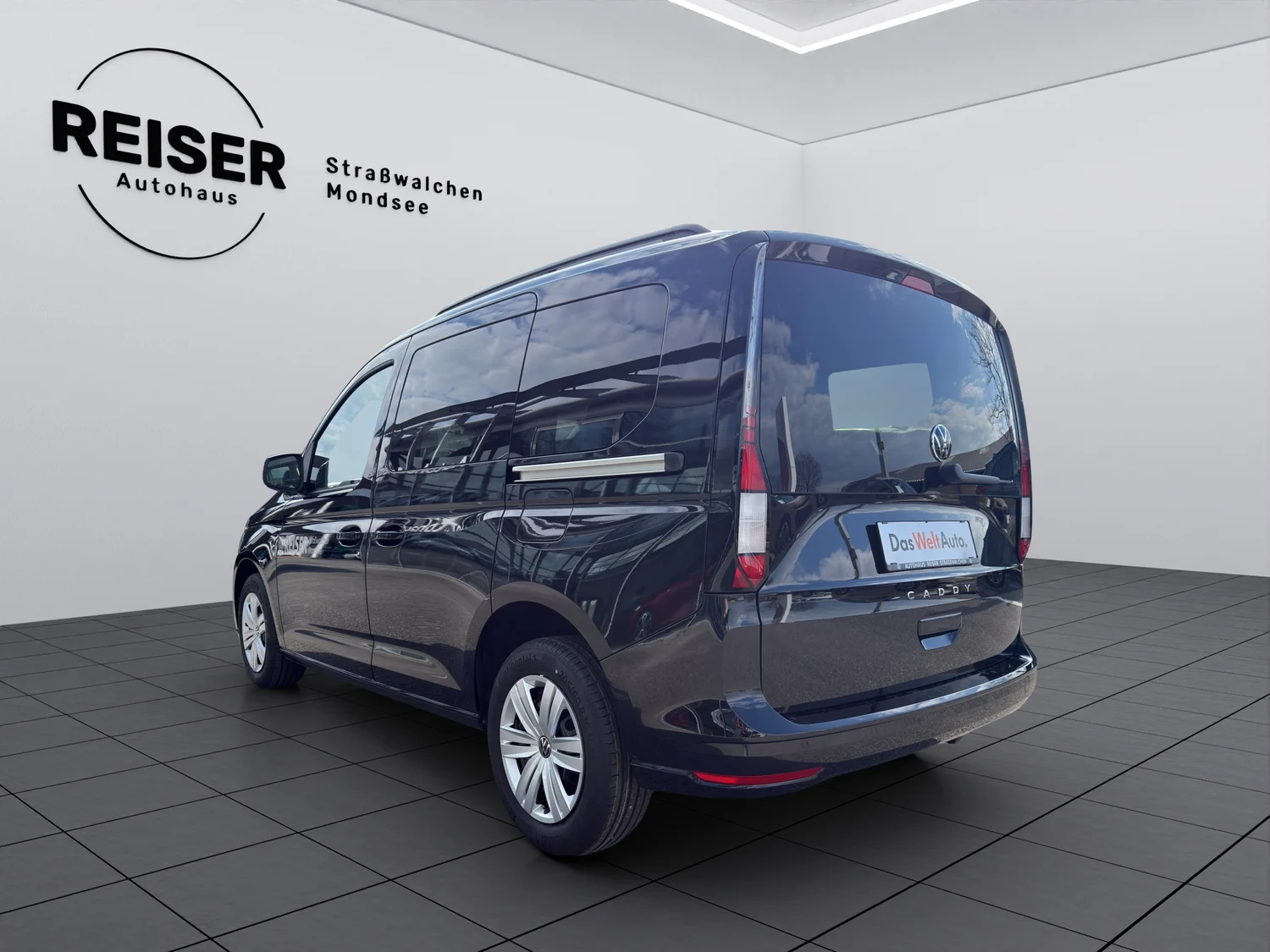 Bild eines VW Caddy Family TSI