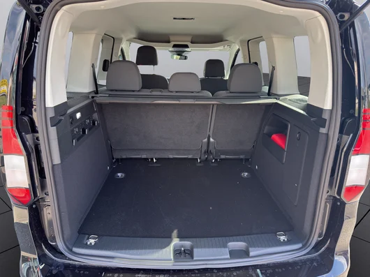 Bild eines VW Caddy Family TSI