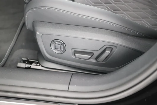 Bild eines Audi A6 Avant quattro TDI 150 kW