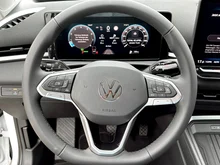 VW T-Roc Life eTSI DSG in Pure White Dach Black Uni