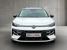 VW T-Roc Life eTSI DSG in Pure White Dach Black Uni
