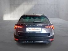 Škoda Octavia Combi Ambition TDI DSG in Black-Magic Perleffekt