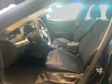 Škoda Octavia Combi Ambition TDI DSG in Black-Magic Perleffekt