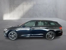 Škoda Octavia Combi Ambition TDI DSG in Black-Magic Perleffekt