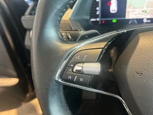 Škoda Octavia Combi Ambition TDI DSG in Black-Magic Perleffekt