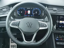VW Touran Comfortline 2,0 BMT TDI in Deep Black Perleffekt