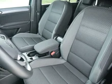 VW Touran Comfortline 2,0 BMT TDI in Deep Black Perleffekt