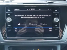 VW Touran Comfortline 2,0 BMT TDI in Deep Black Perleffekt
