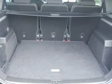VW Touran Comfortline 2,0 BMT TDI in Deep Black Perleffekt