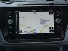 VW Touran Comfortline 2,0 BMT TDI in Deep Black Perleffekt