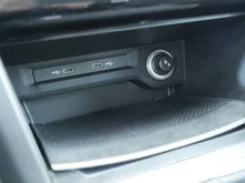 VW Touran Comfortline 2,0 BMT TDI in Deep Black Perleffekt