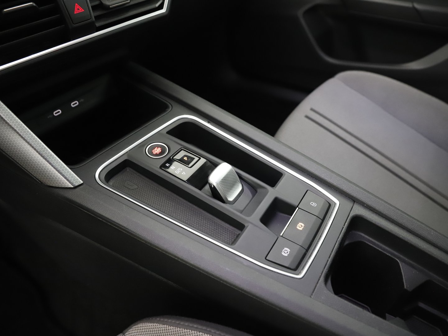 SEAT Leon SP Kombi Style 2.0 TDI DSG | Bild 18 von 28