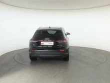 Audi Q4 e-tron 45 e-tron quattro in MYTHOSSCHWARZ METALLIC